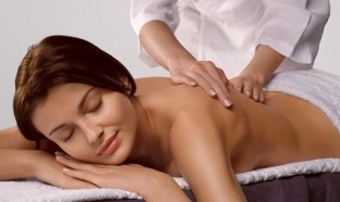 masažas esant osteochondrozei krūtinės ląstos stuburo srityje